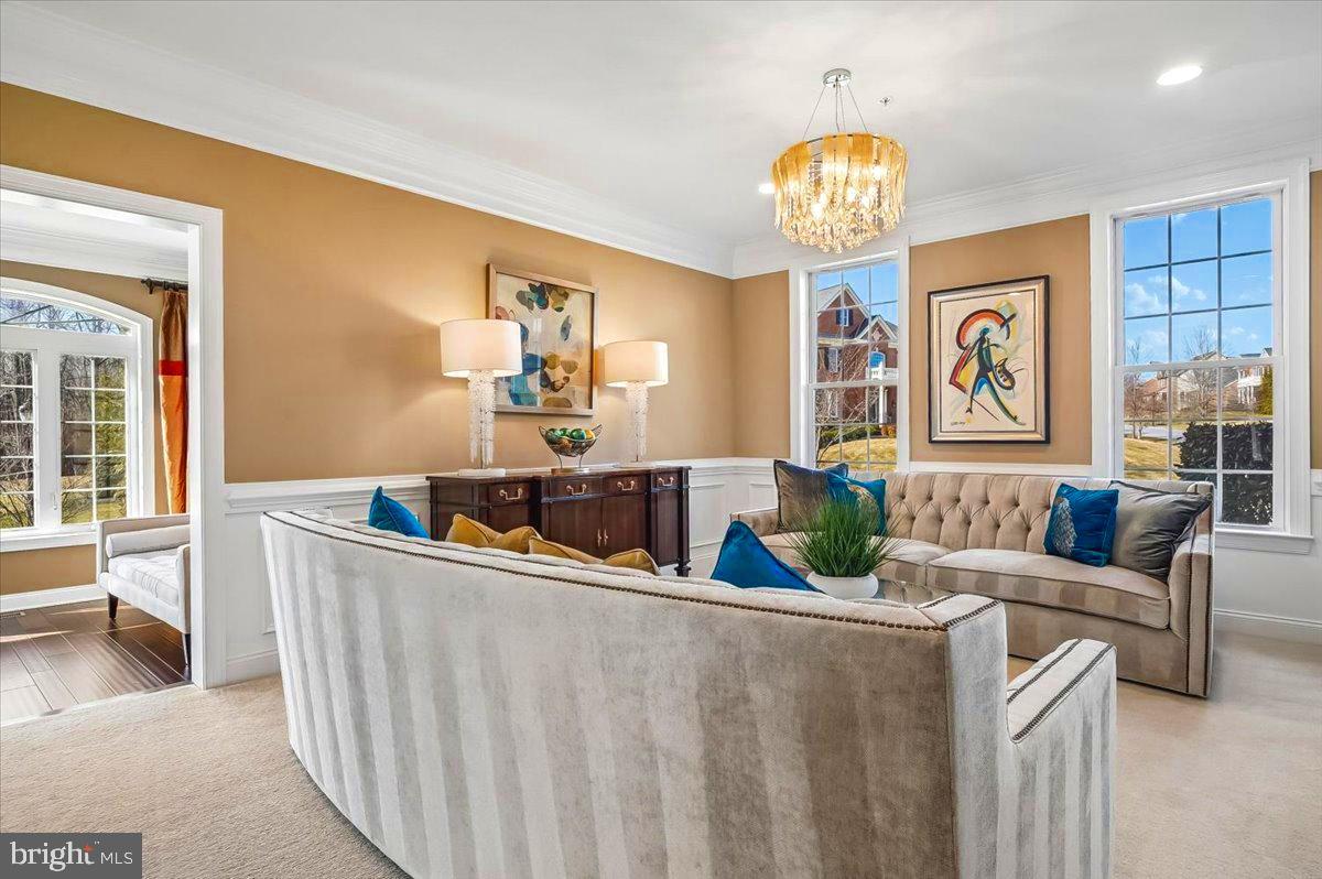 OAK CREEK CLUB - Residential