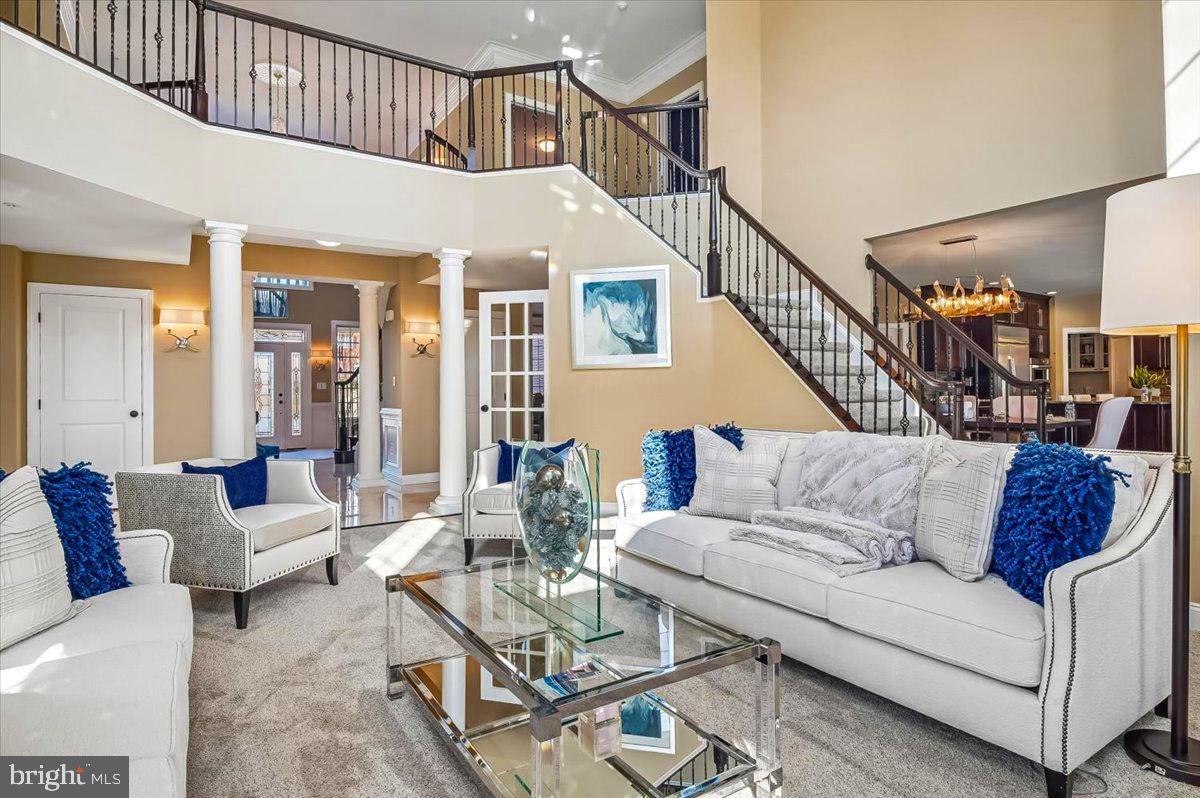 OAK CREEK CLUB - Residential