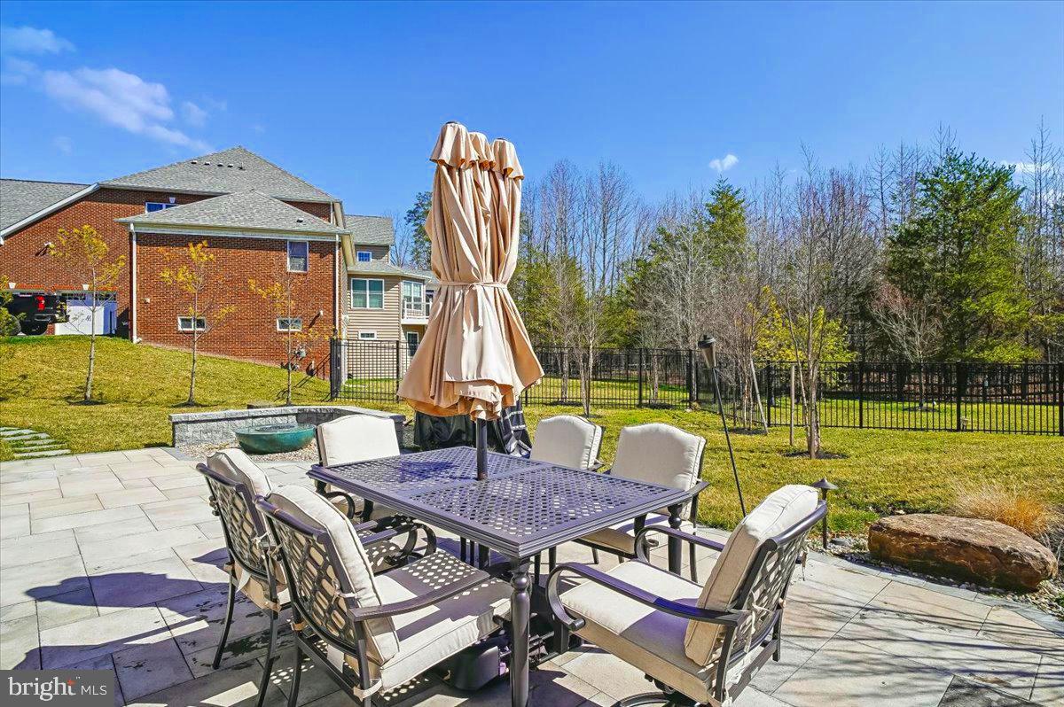 OAK CREEK CLUB - Residential