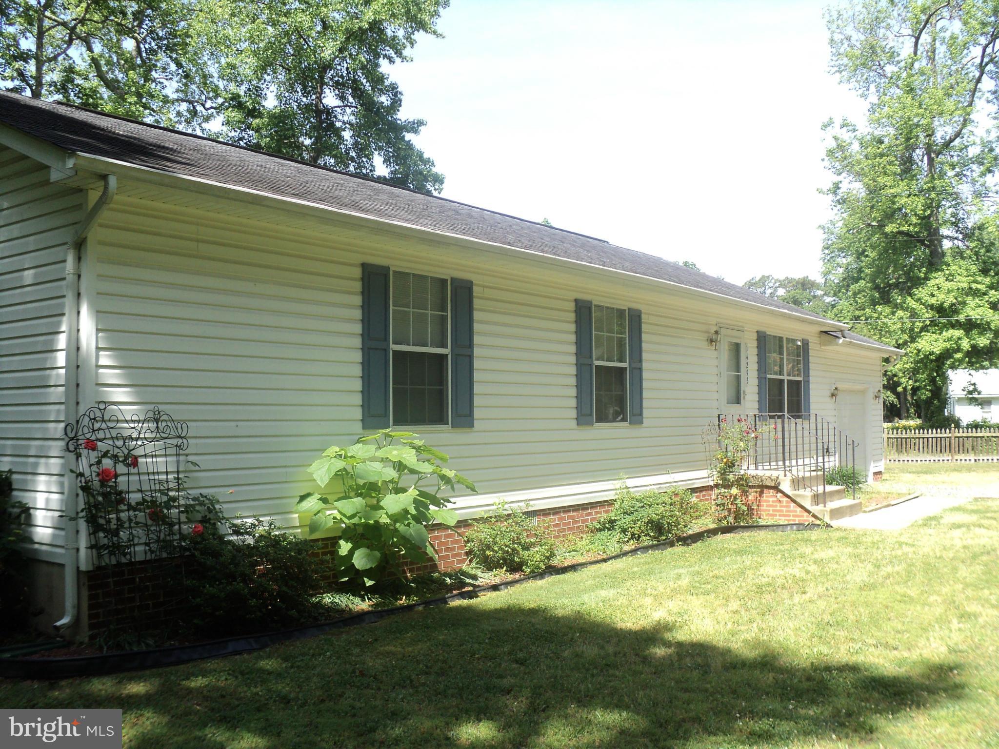 COBB ISLAND - Residential Lease