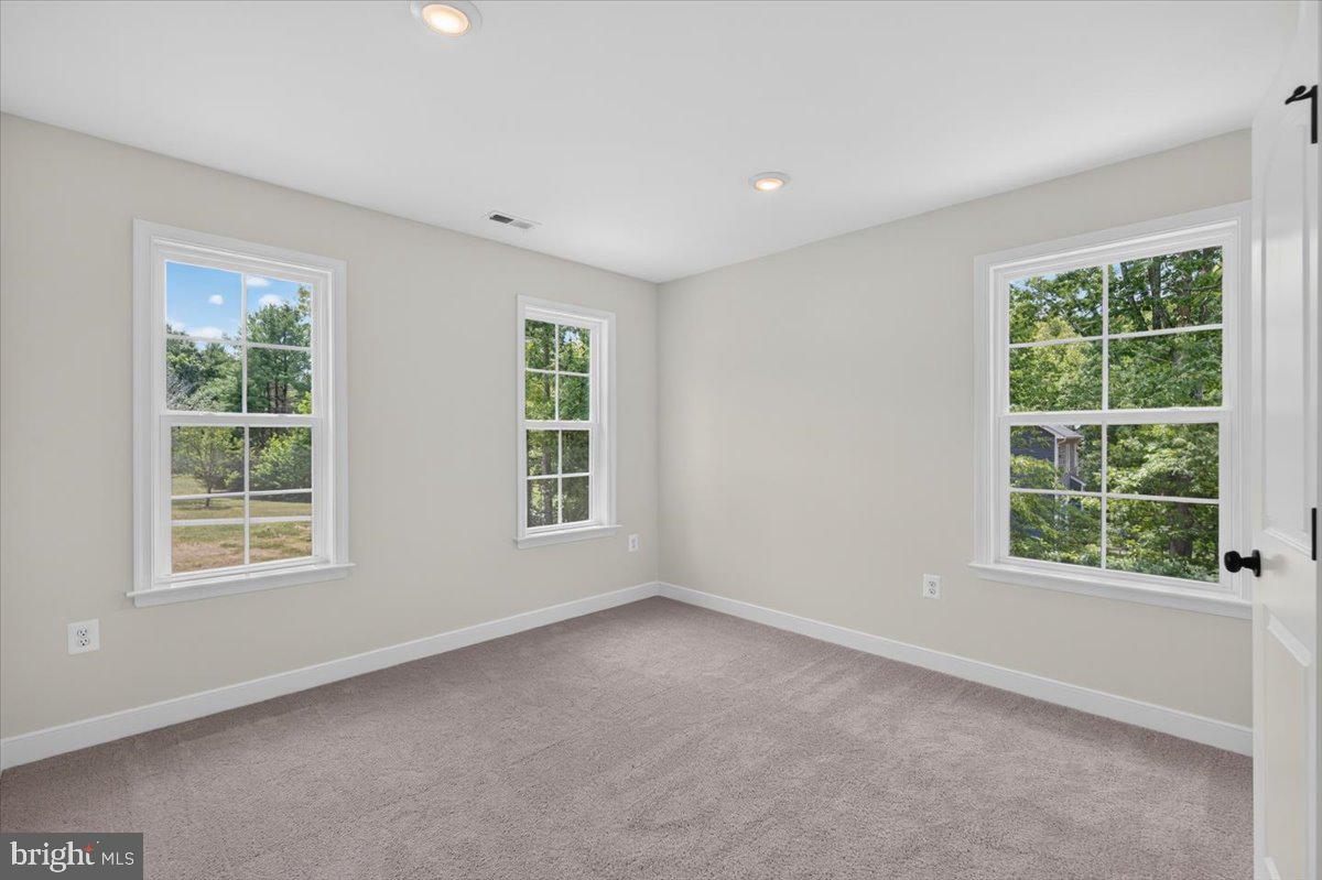 HICKORY LANDING - Residential