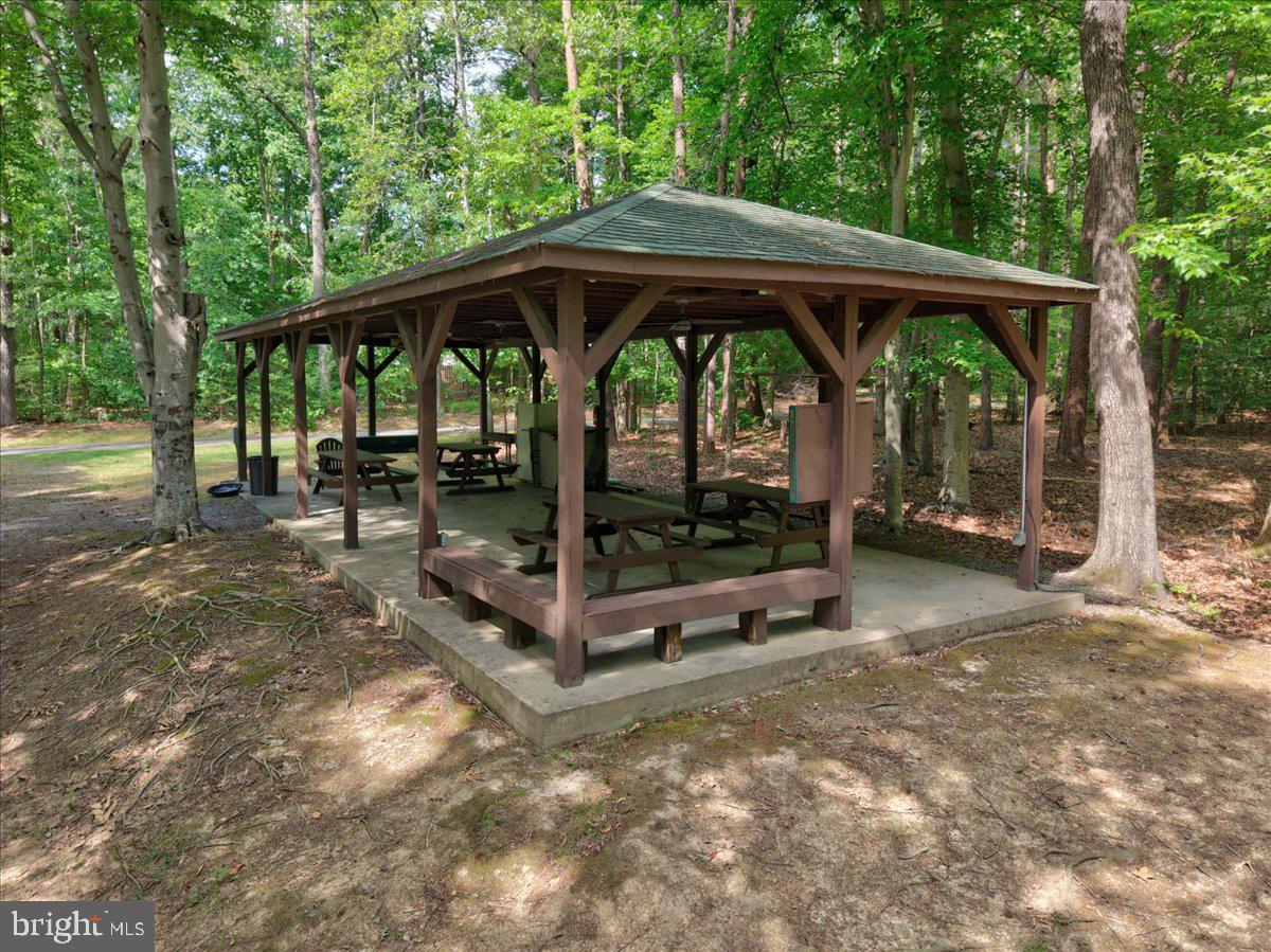HICKORY LANDING - Residential