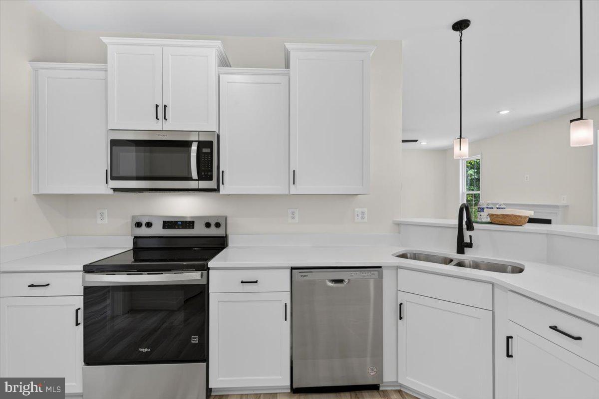 HICKORY LANDING - Residential
