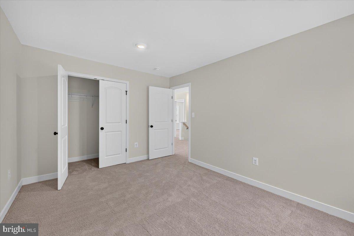 HICKORY LANDING - Residential