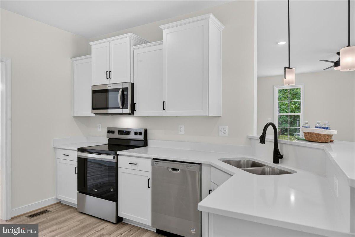 HICKORY LANDING - Residential