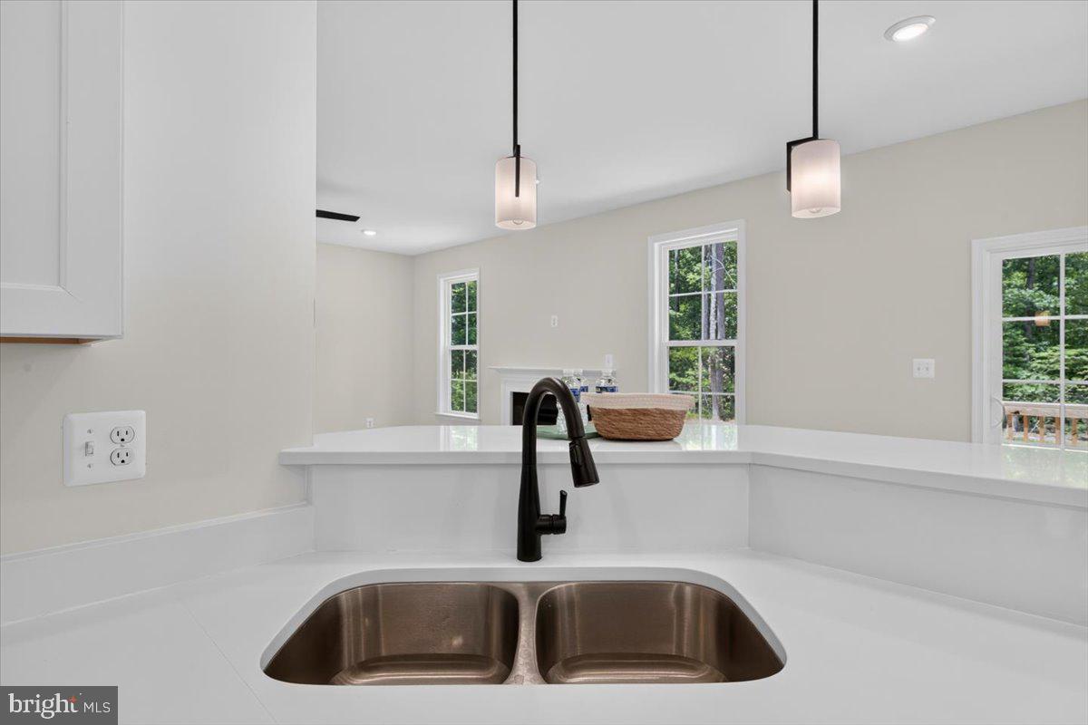 HICKORY LANDING - Residential
