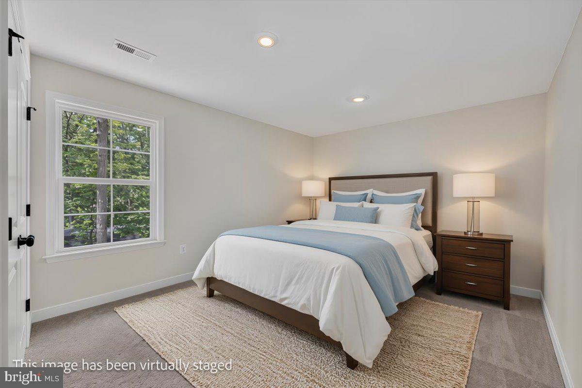 HICKORY LANDING - Residential