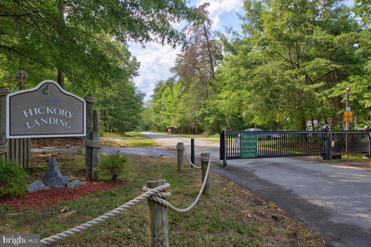 HICKORY LANDING - Residential