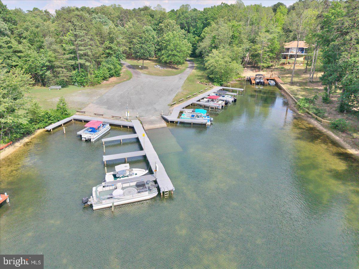 HICKORY LANDING - Residential