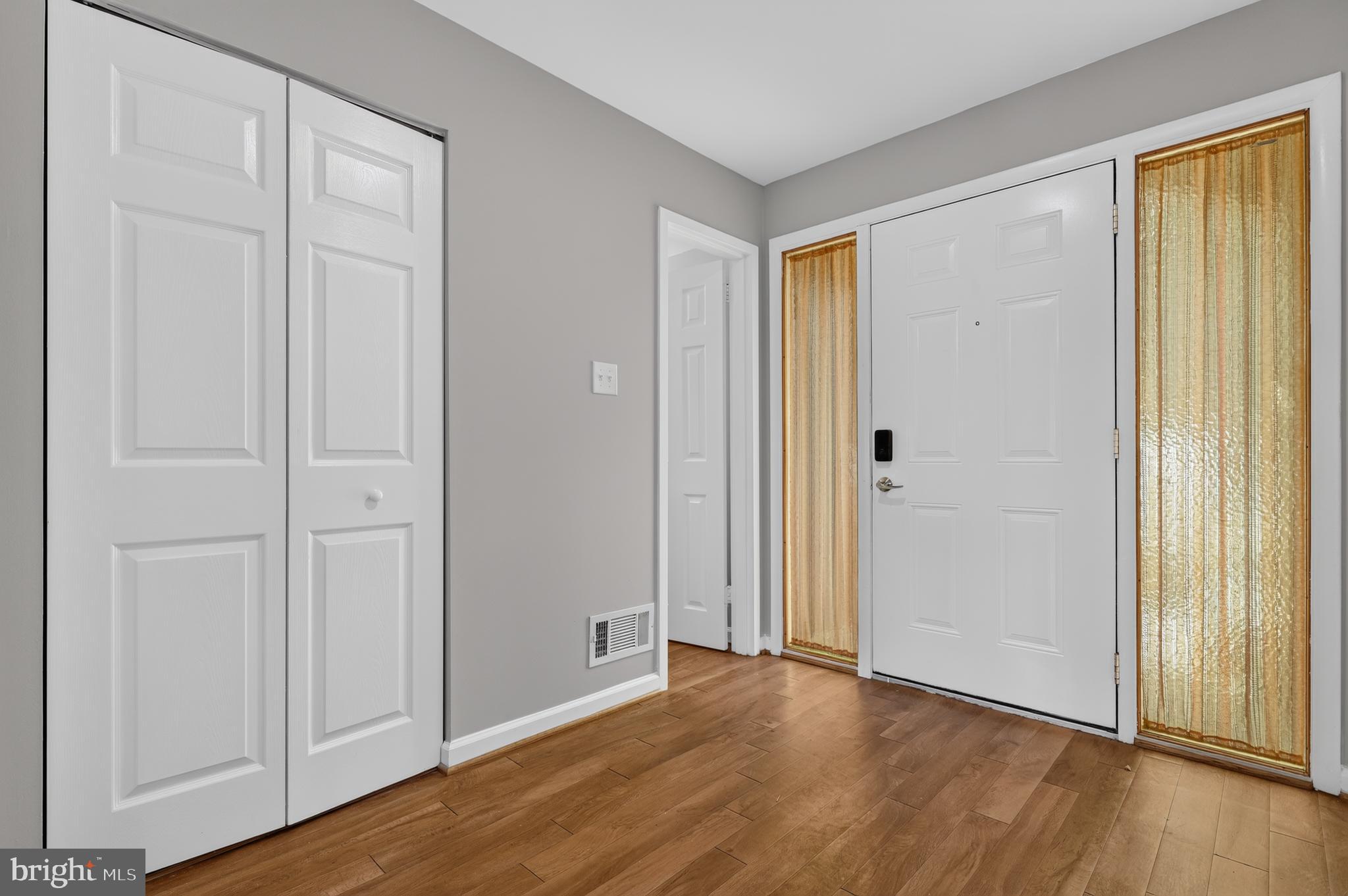 CENTERSTAGE - Residential
