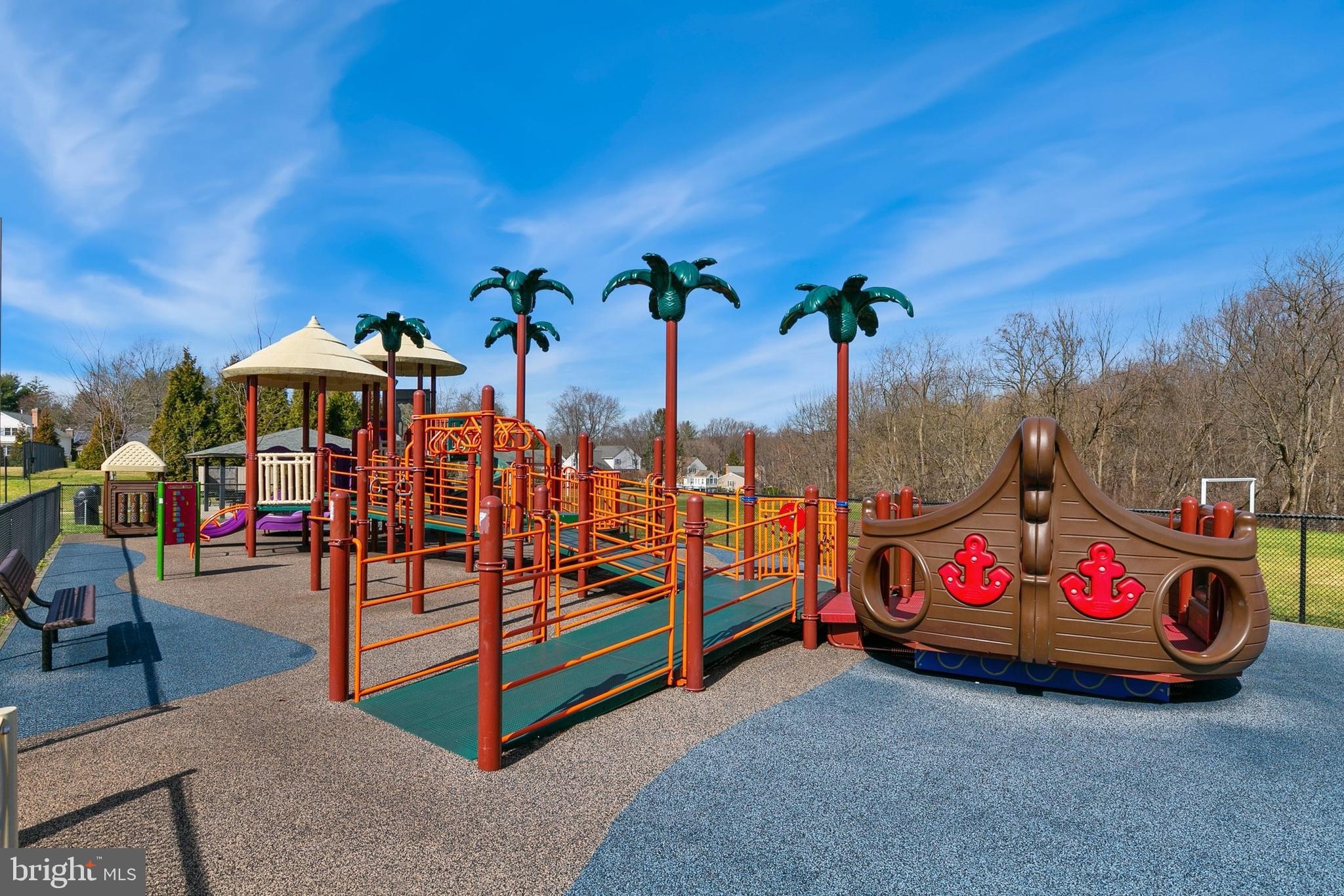 CENTERSTAGE - Residential
