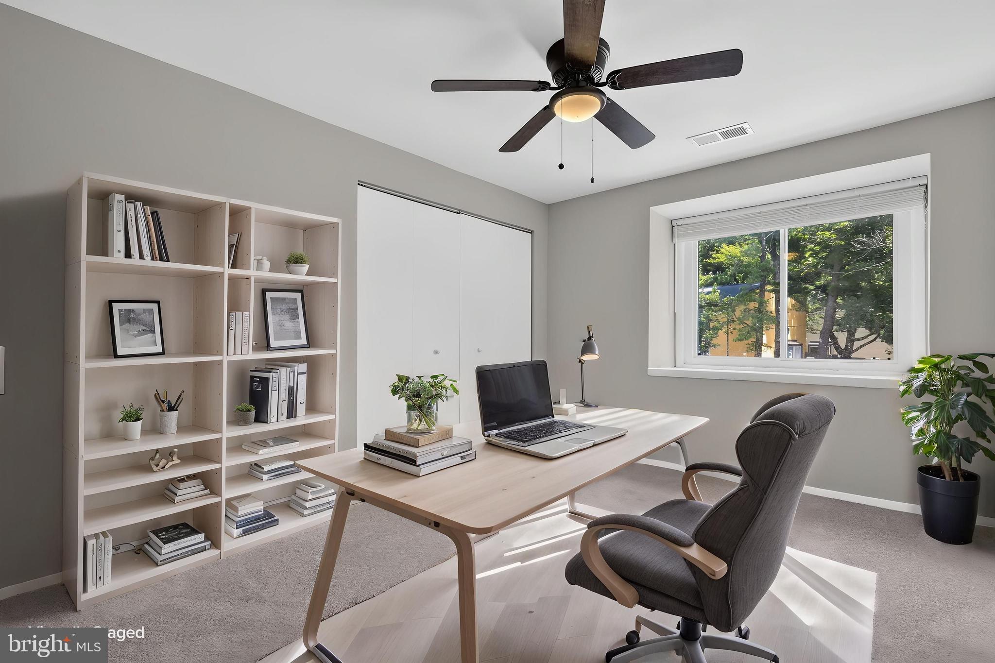 CENTERSTAGE - Residential