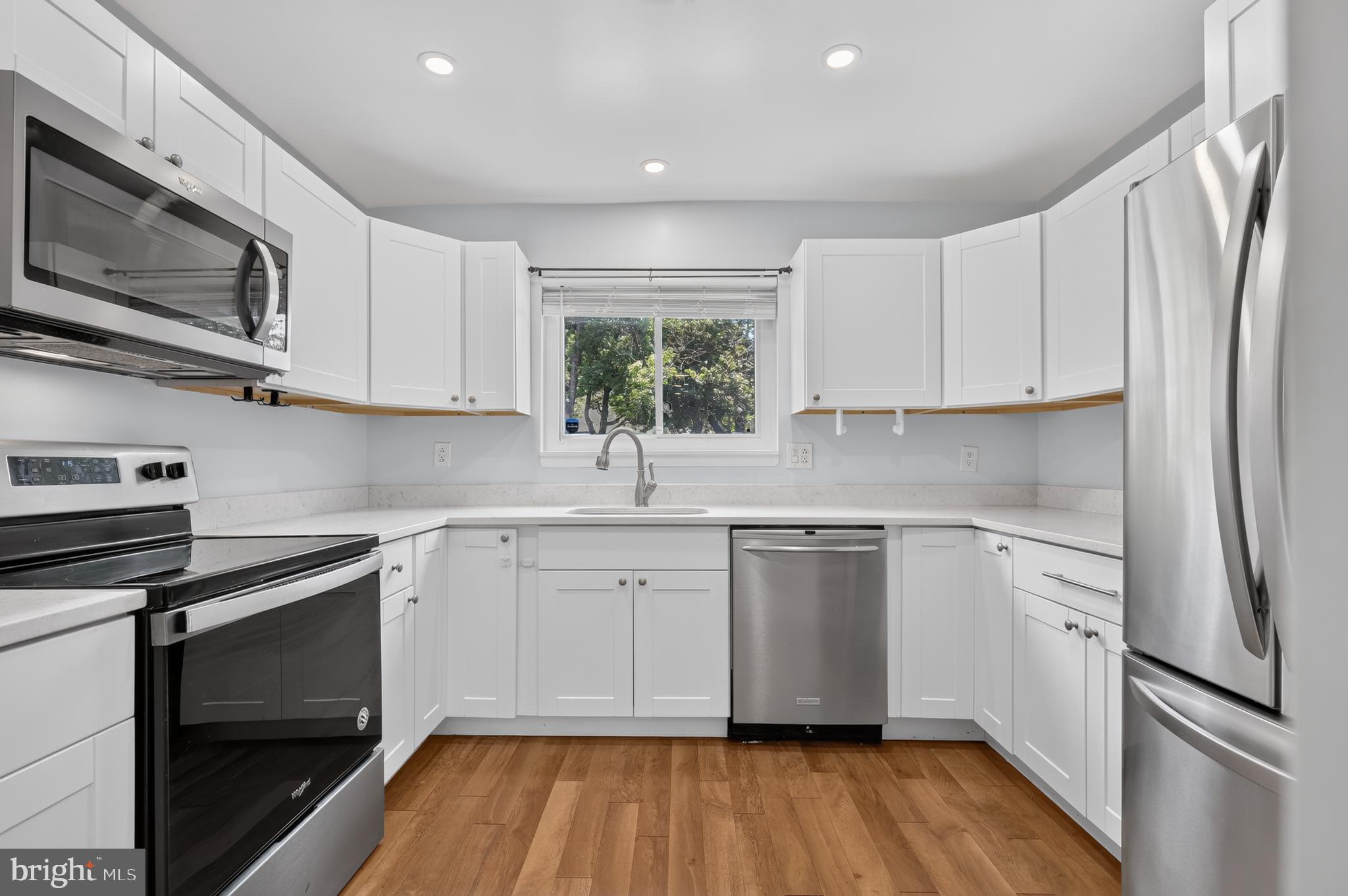 CENTERSTAGE - Residential