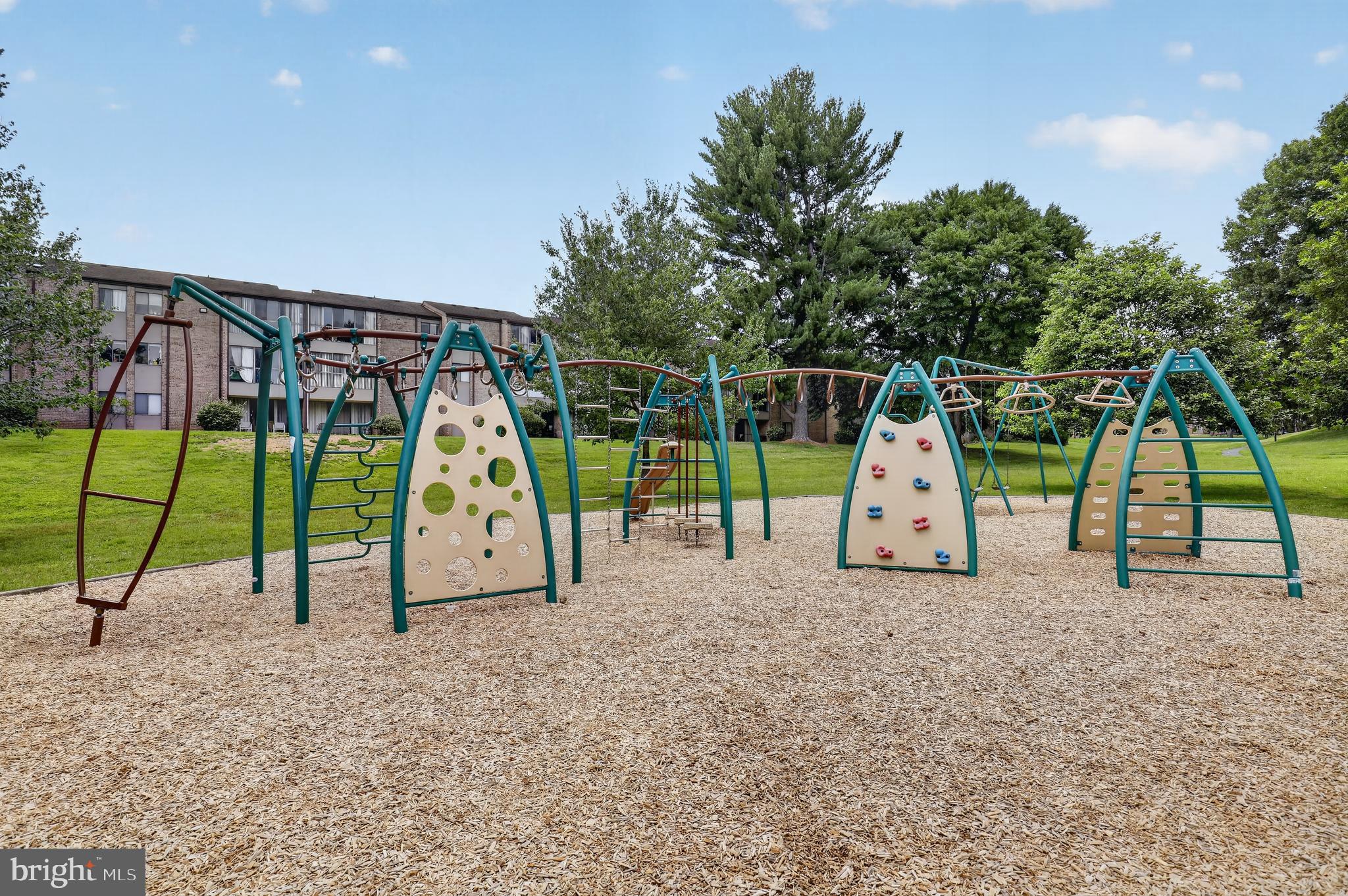 CENTERSTAGE - Residential