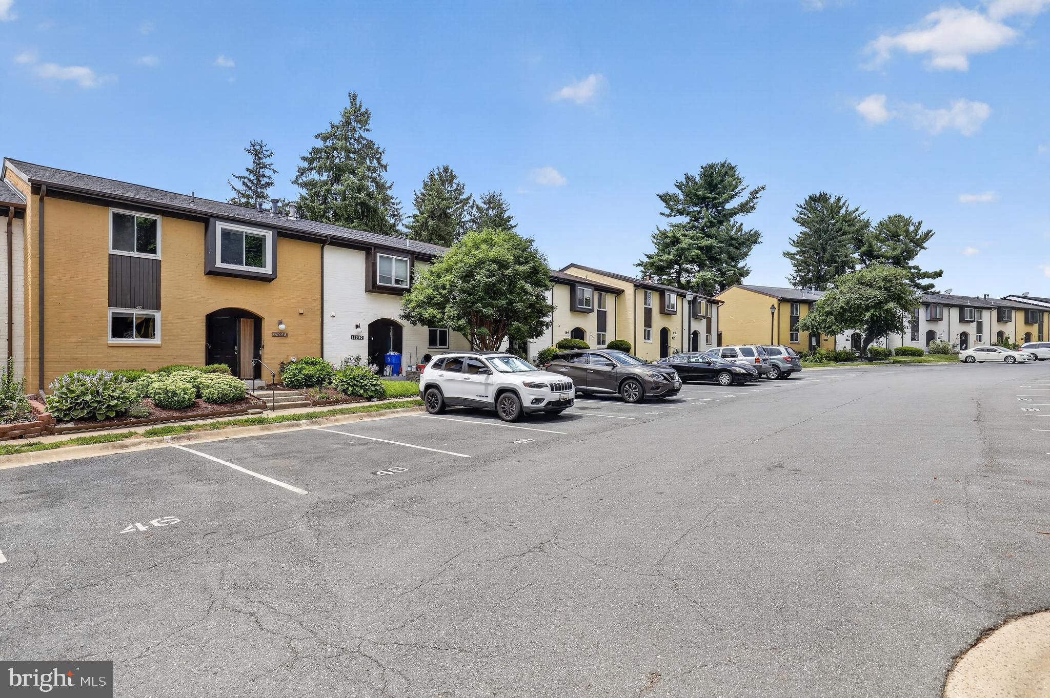 CENTERSTAGE - Residential