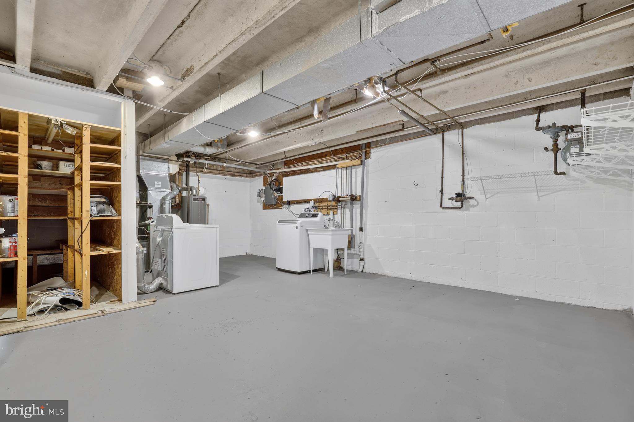 CENTERSTAGE - Residential