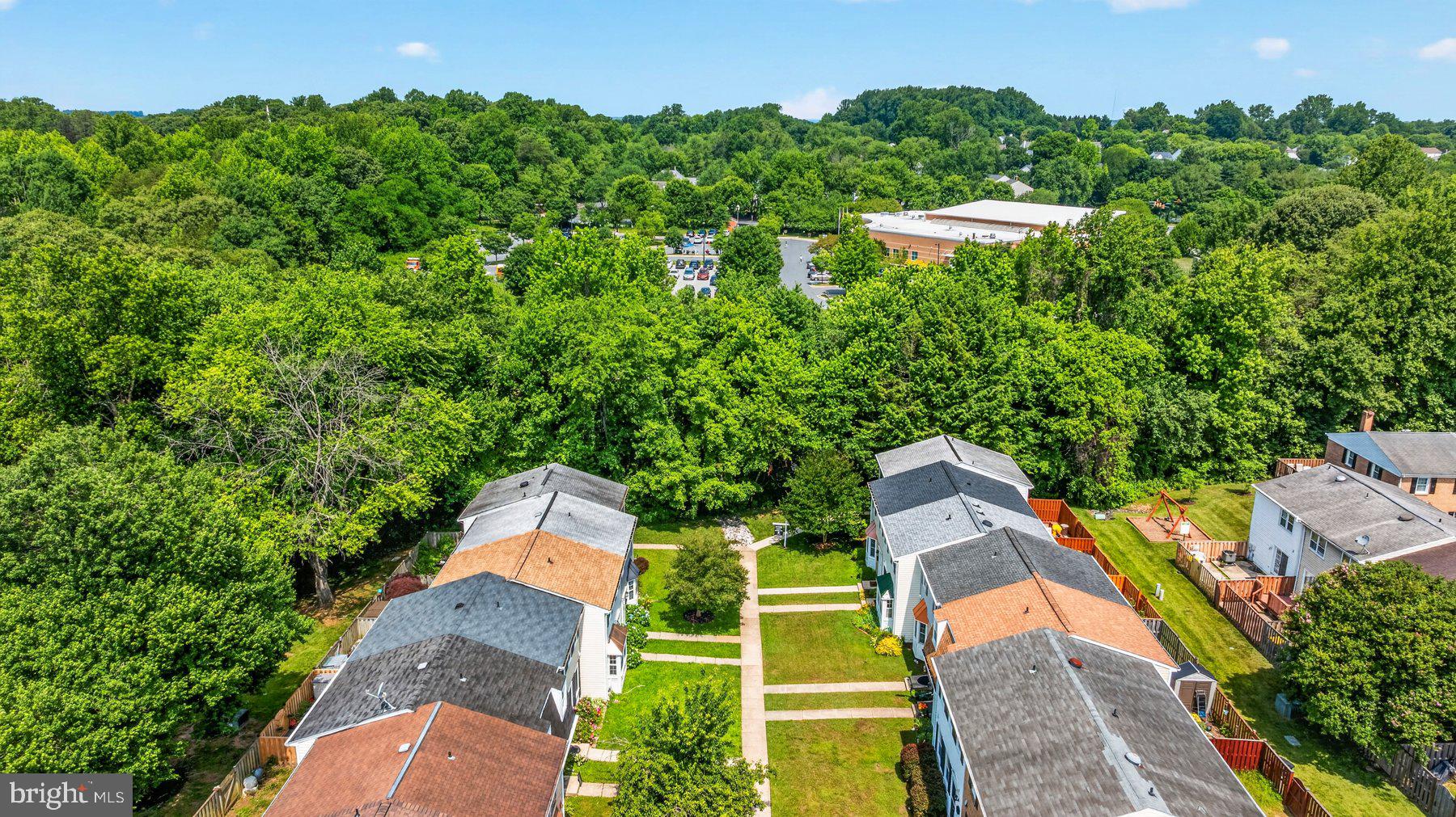 CROFTON SQUARE - Residential