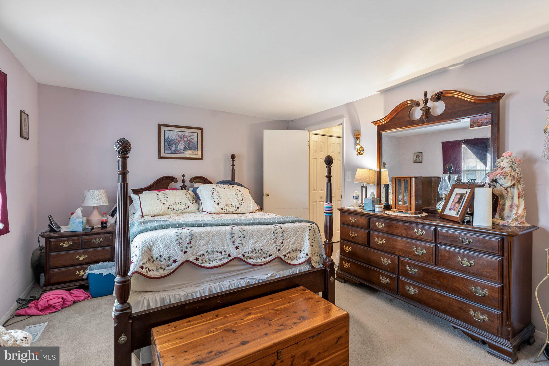 CROFTON SQUARE - Residential