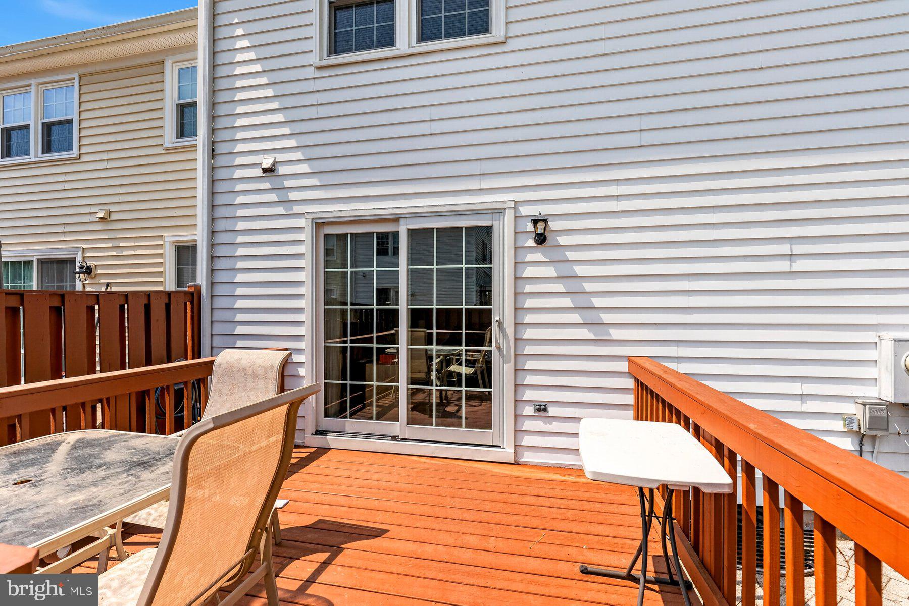 CROFTON SQUARE - Residential