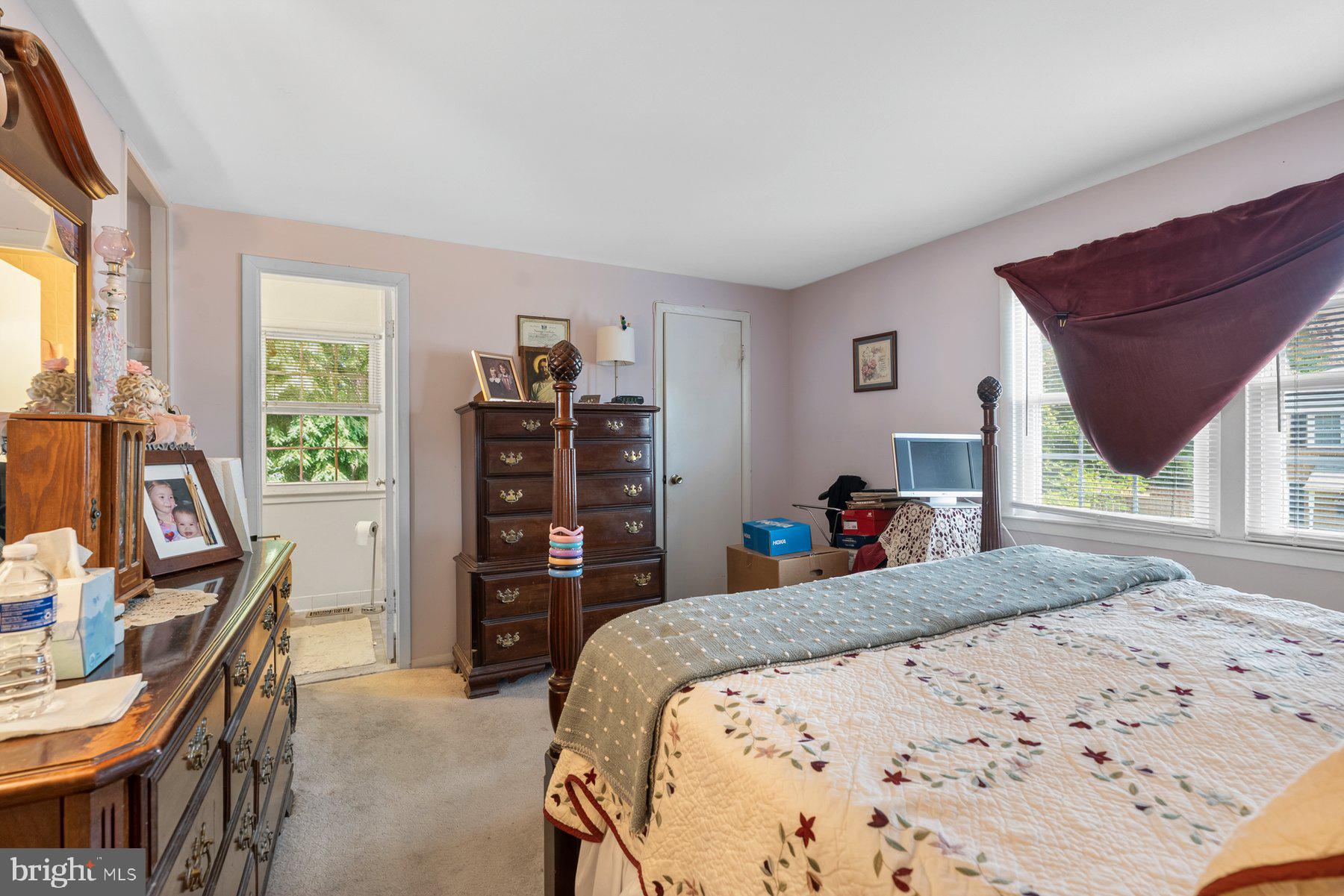CROFTON SQUARE - Residential