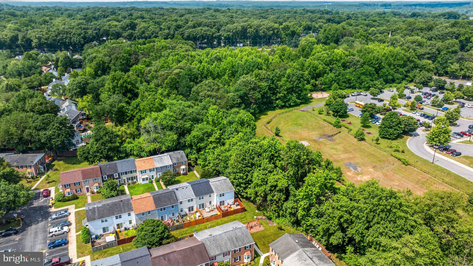 CROFTON SQUARE - Residential