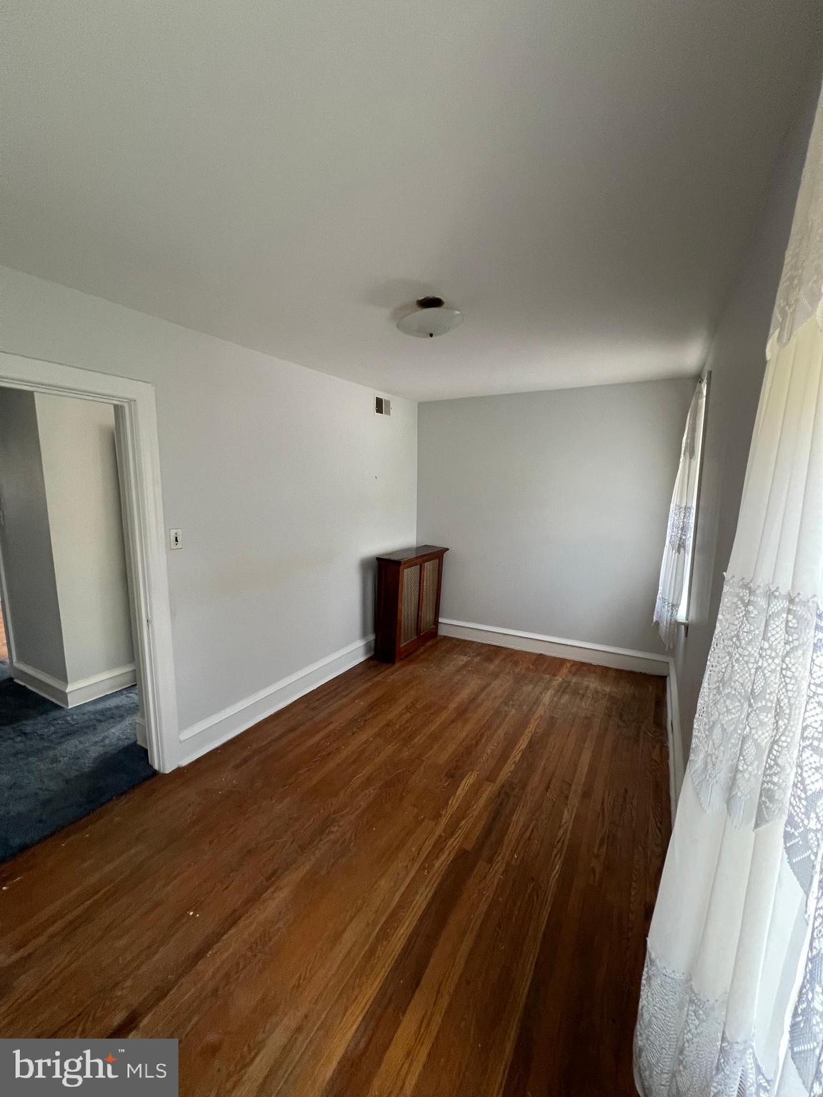 BRYN MAWR - Residential