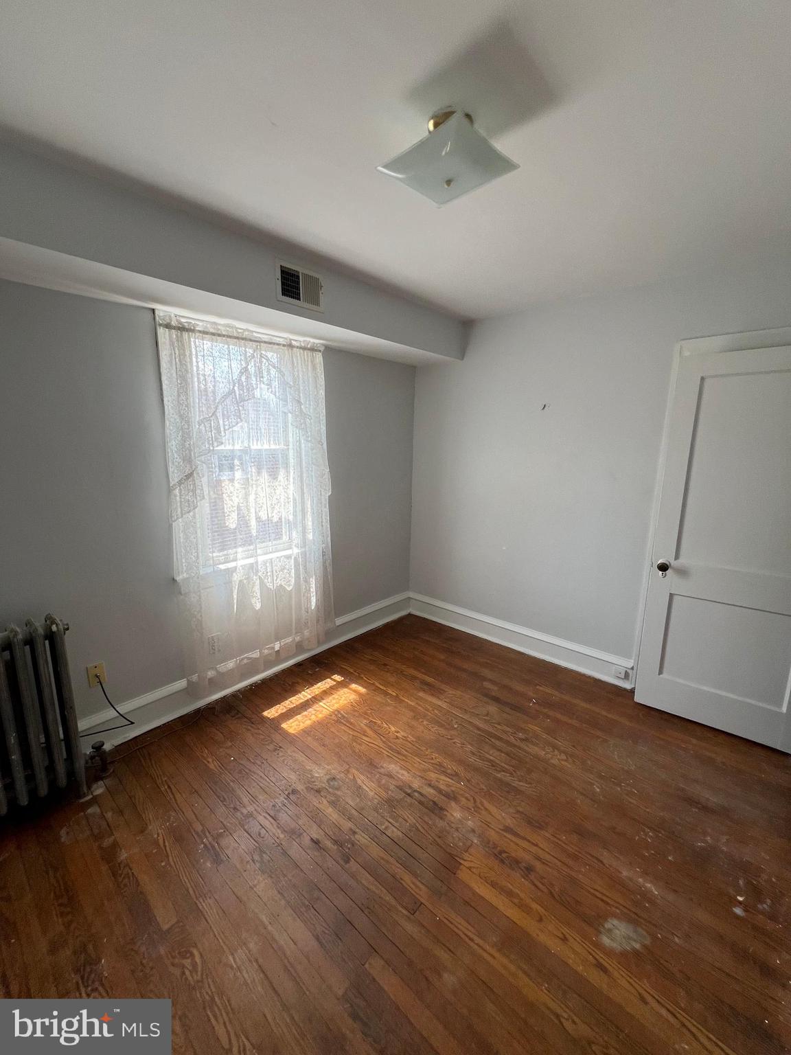 BRYN MAWR - Residential