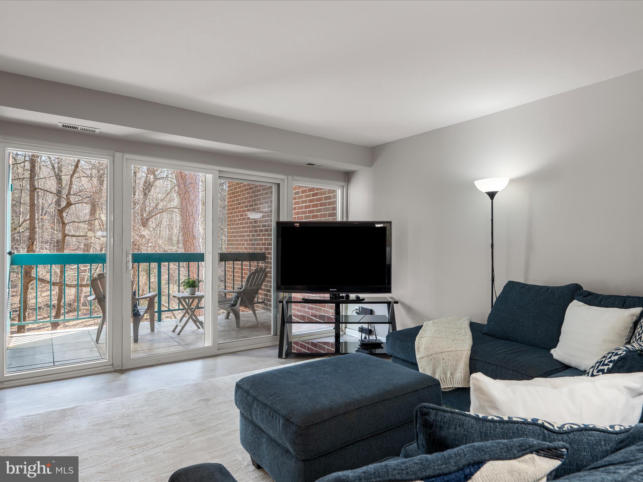 HUNTERS WOODS VILLAGE - Residential