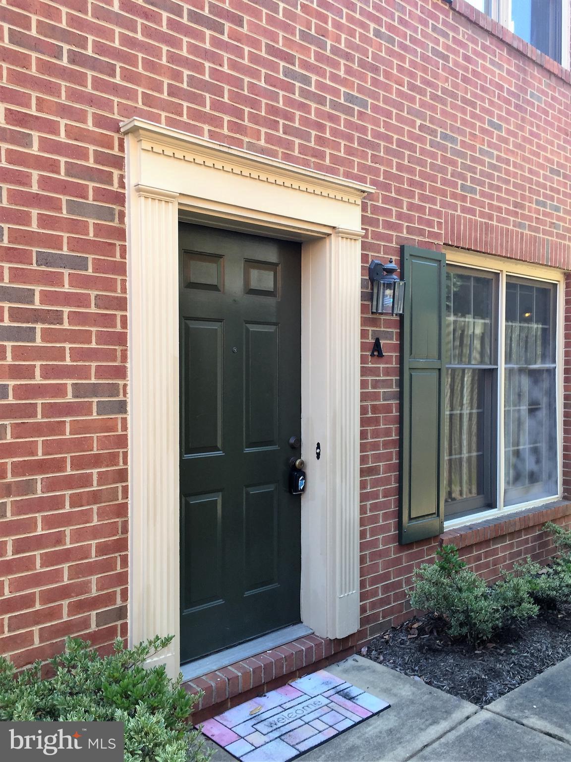 FEDERAL SQUARE - Residential Lease
