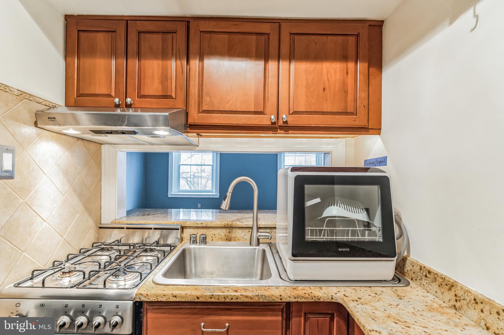 WASHINGTON SQ WEST - Residential Lease