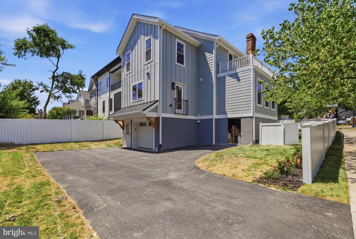 LYON PARK - Residential