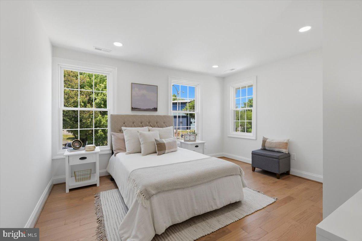 LYON PARK - Residential