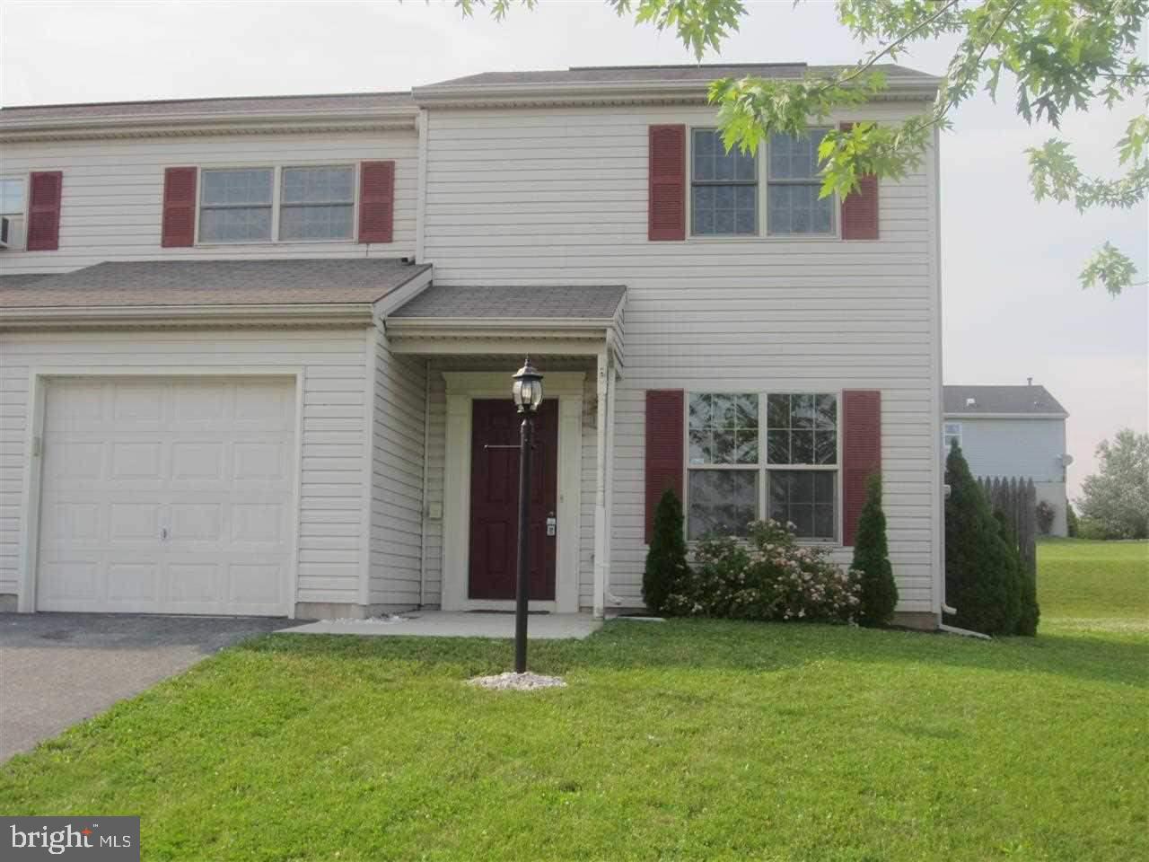 Move in ready. Spacious (1454 sqft) duplex is freshly painted and has all new carpet. Has central AC & gas forced air heat. All appliances and Home Warranty are included. Covered rear deck and large lot allow for fun in the sun. Schools and playgrounds are within walking distance. Motivated Seller willing to contribute to buyers closing cost.