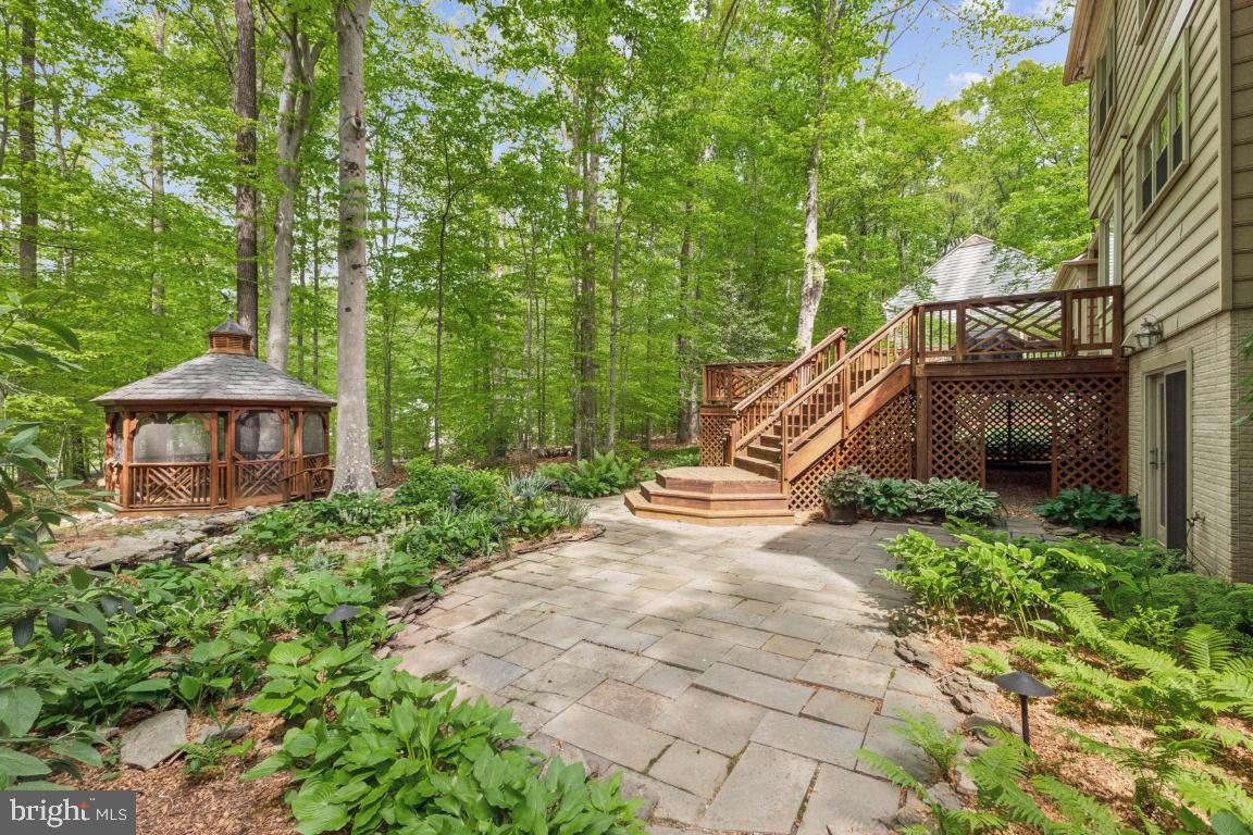 ARDMORE WOODS - Residential