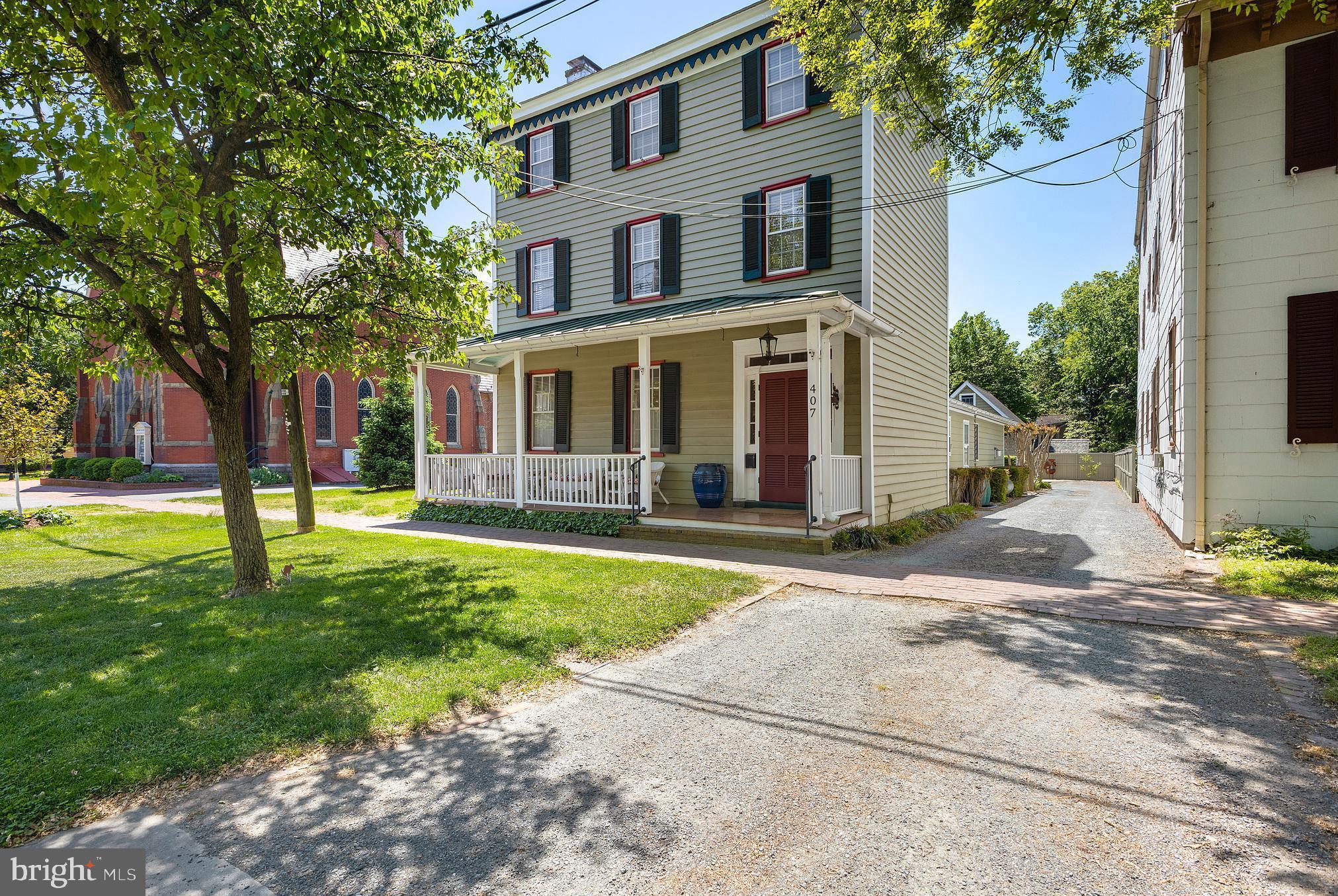 Built in 1780/1840, "Highcroft" is in the heart of the Historic District near the Chester River. A rare in-town property that offers a 2-car garage with a second floor and a long driveway for tons of off-street parking.  3 bedrooms, 4 full baths and 1 half bath. Primary bedroom has his and hers private baths.  8.2 kw solar array on the garage. EV level 2 charger.  Easy room flow from front to back for entertaining. Just steps to restaurants, bars, and shops.  This is an ultra efficient "green" house.