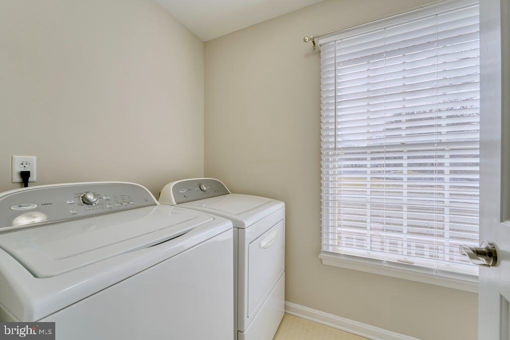 GLAYDIN ACRES - Residential