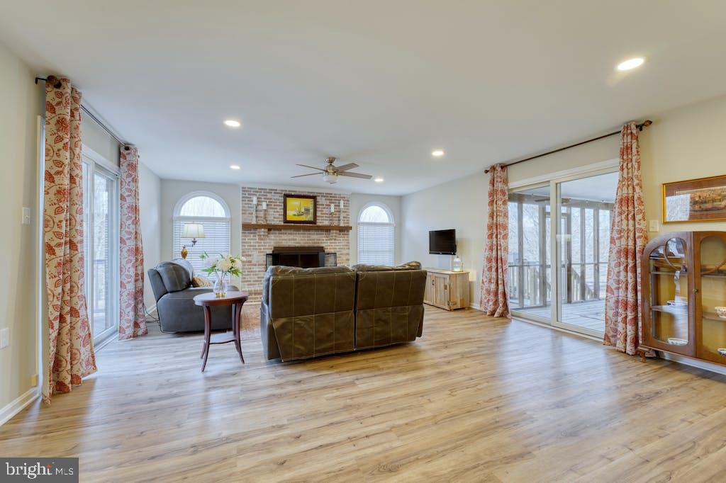 GLAYDIN ACRES - Residential