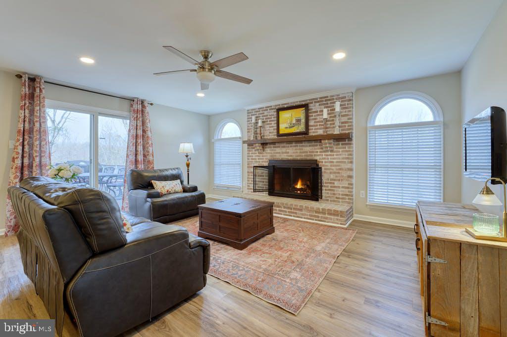GLAYDIN ACRES - Residential