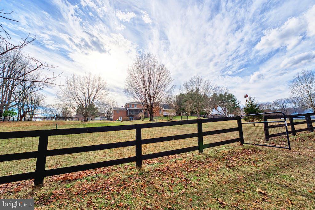 GLAYDIN ACRES - Residential