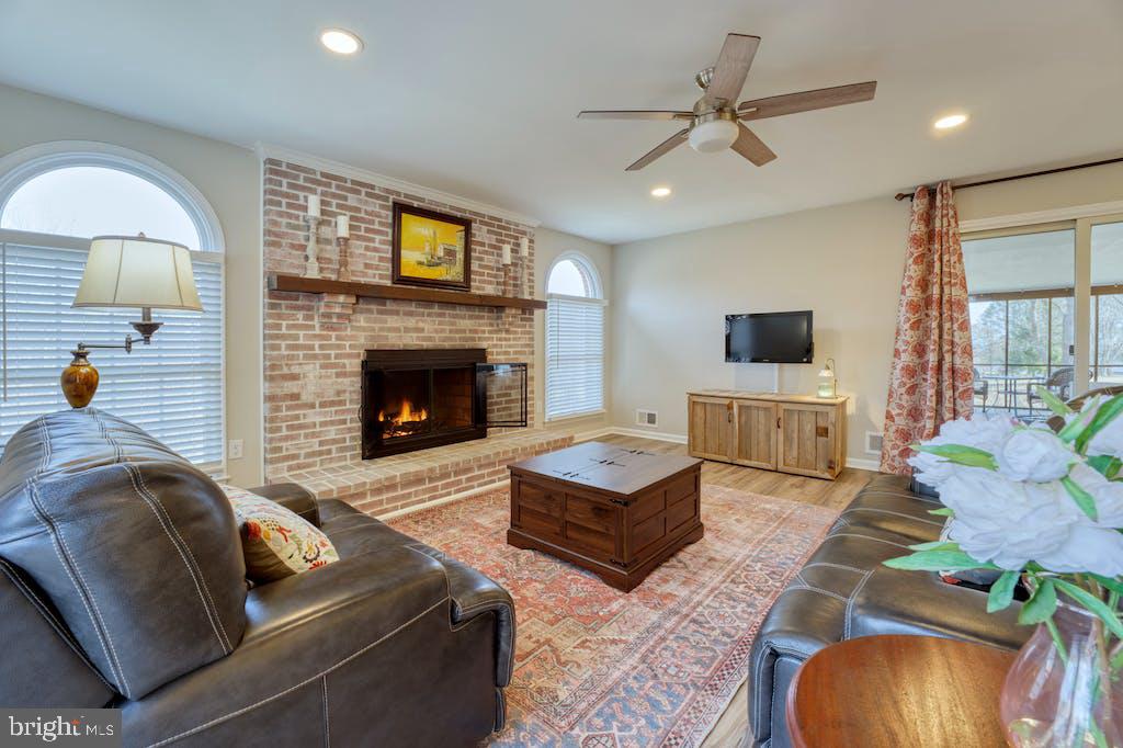 GLAYDIN ACRES - Residential