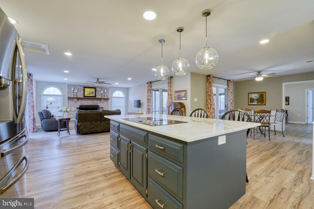 GLAYDIN ACRES - Residential