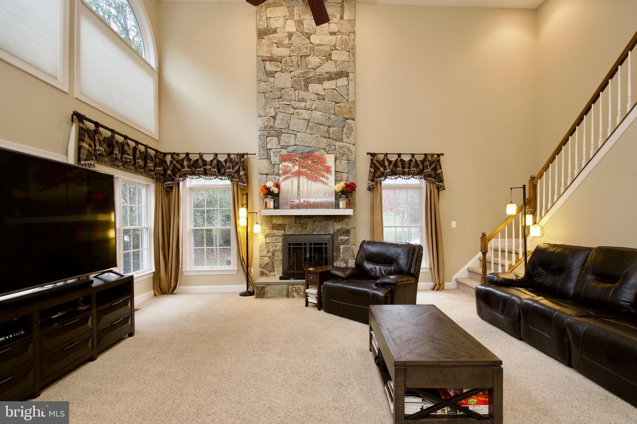 HUNTER MILL ESTATES - Residential