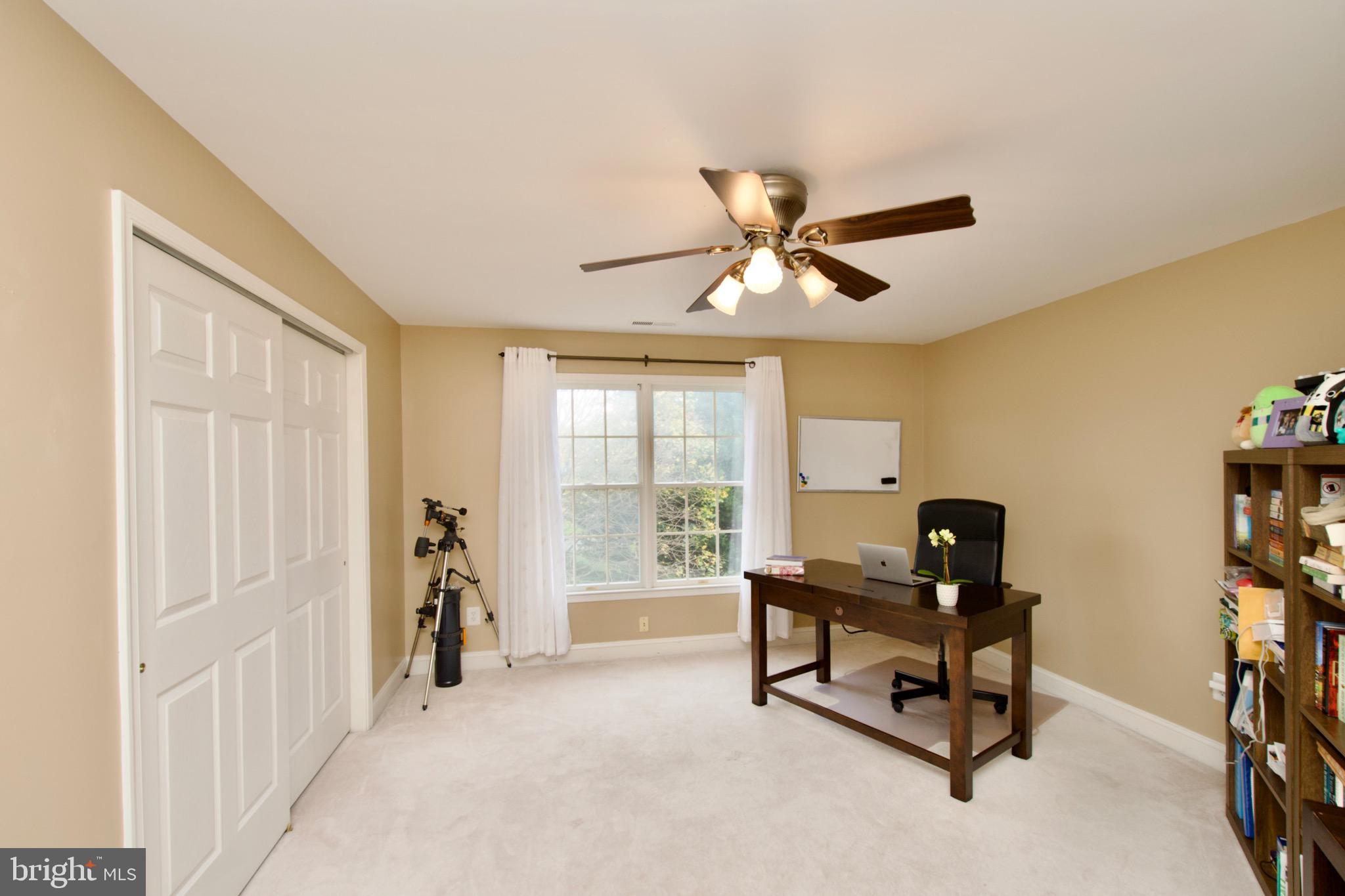 HUNTER MILL ESTATES - Residential