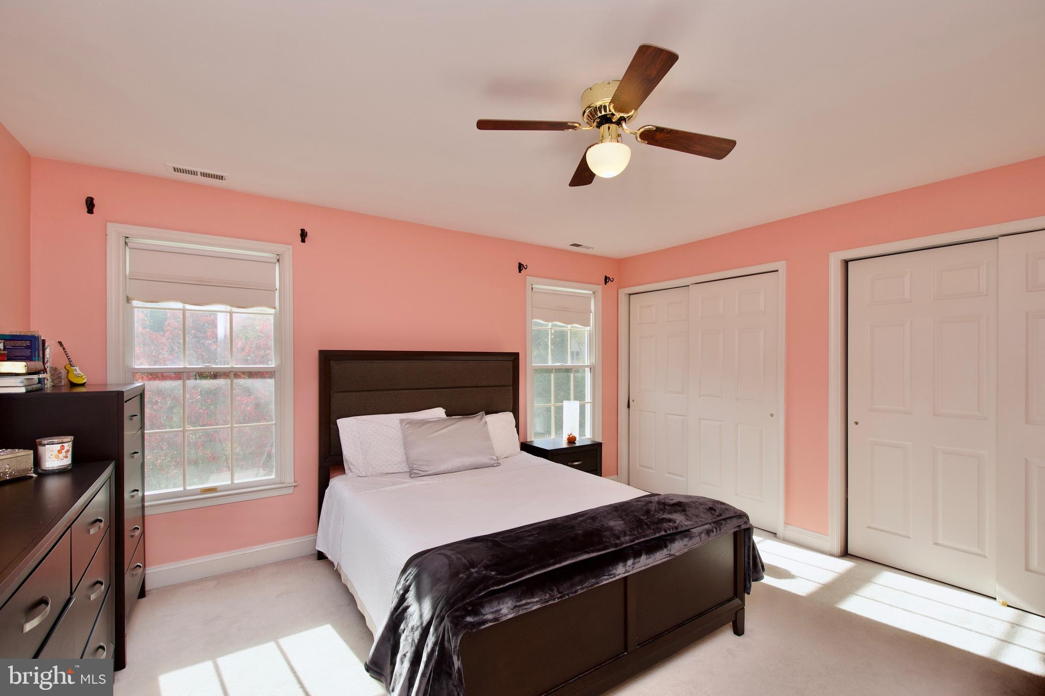 HUNTER MILL ESTATES - Residential