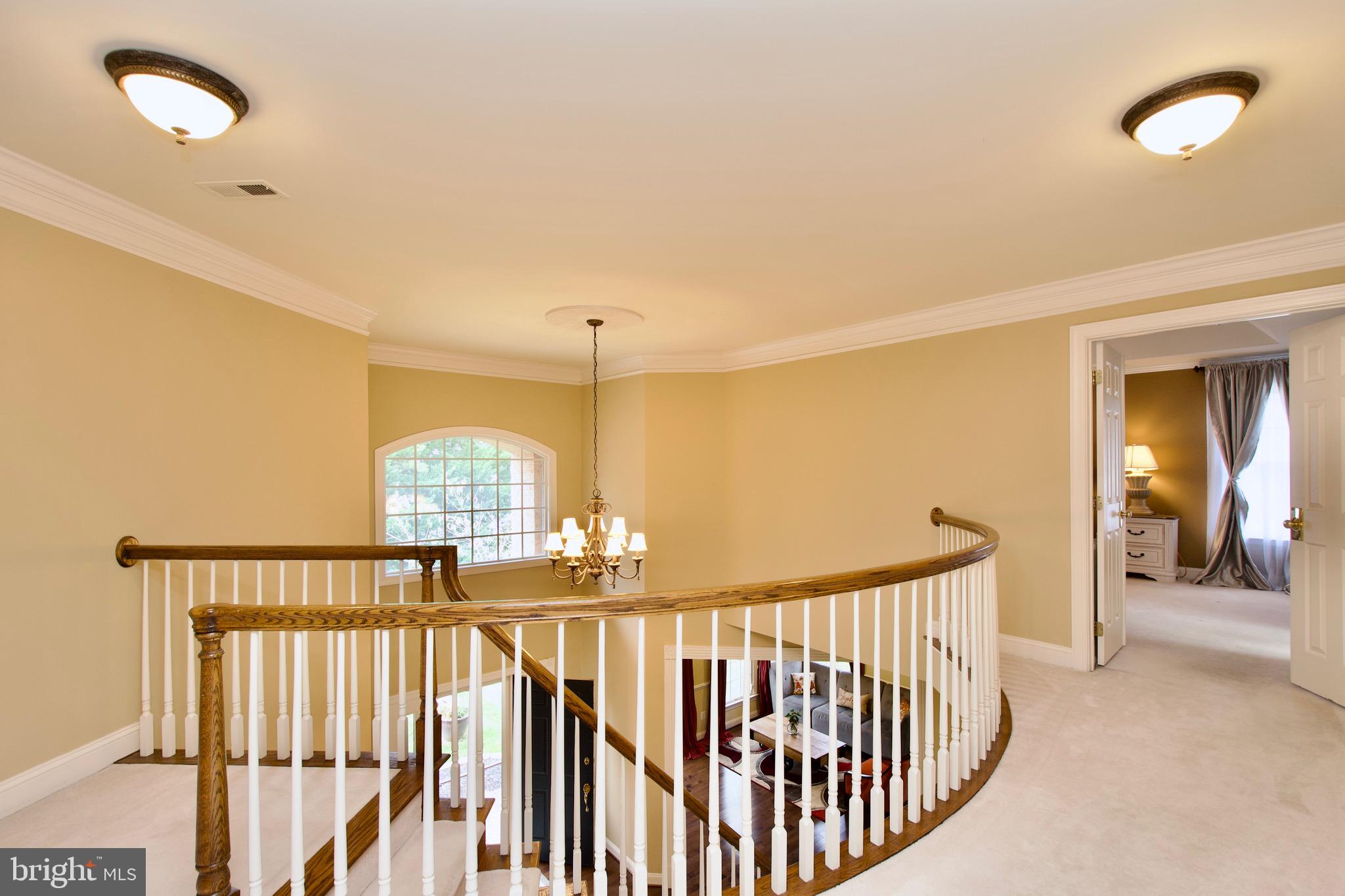 HUNTER MILL ESTATES - Residential