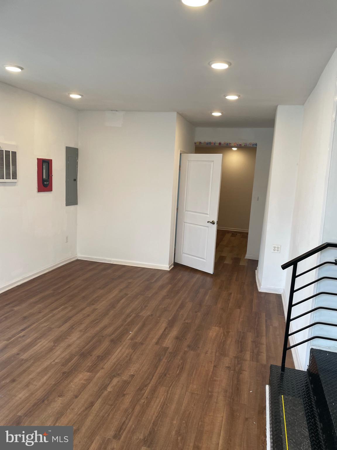 CARROLL PARK - Residential Income