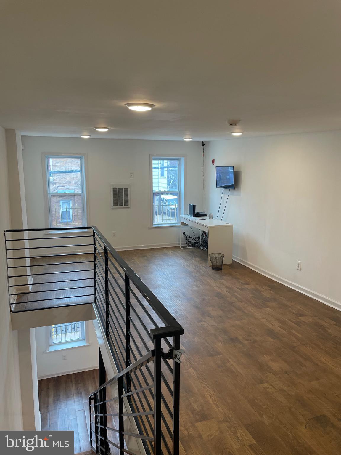 CARROLL PARK - Residential Income