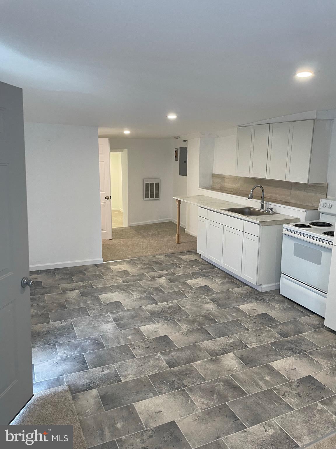 CARROLL PARK - Residential Income