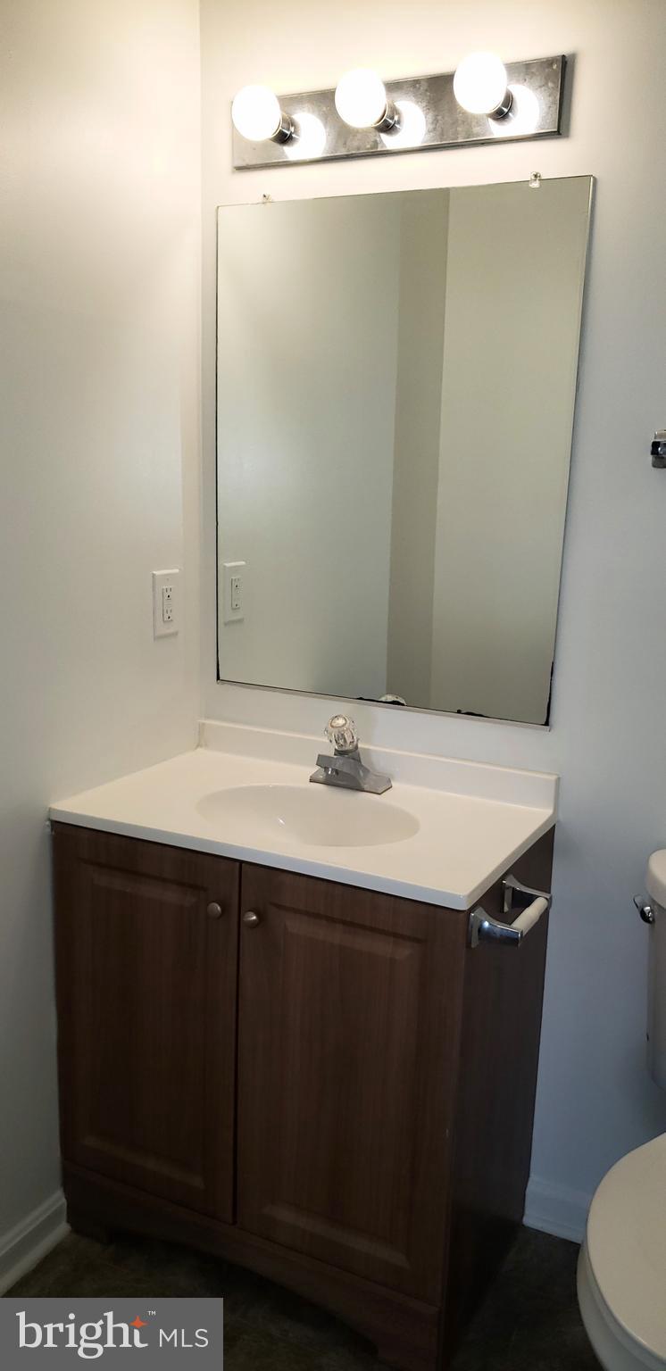 JACKSONS RIDGE CONDOS - Residential Lease
