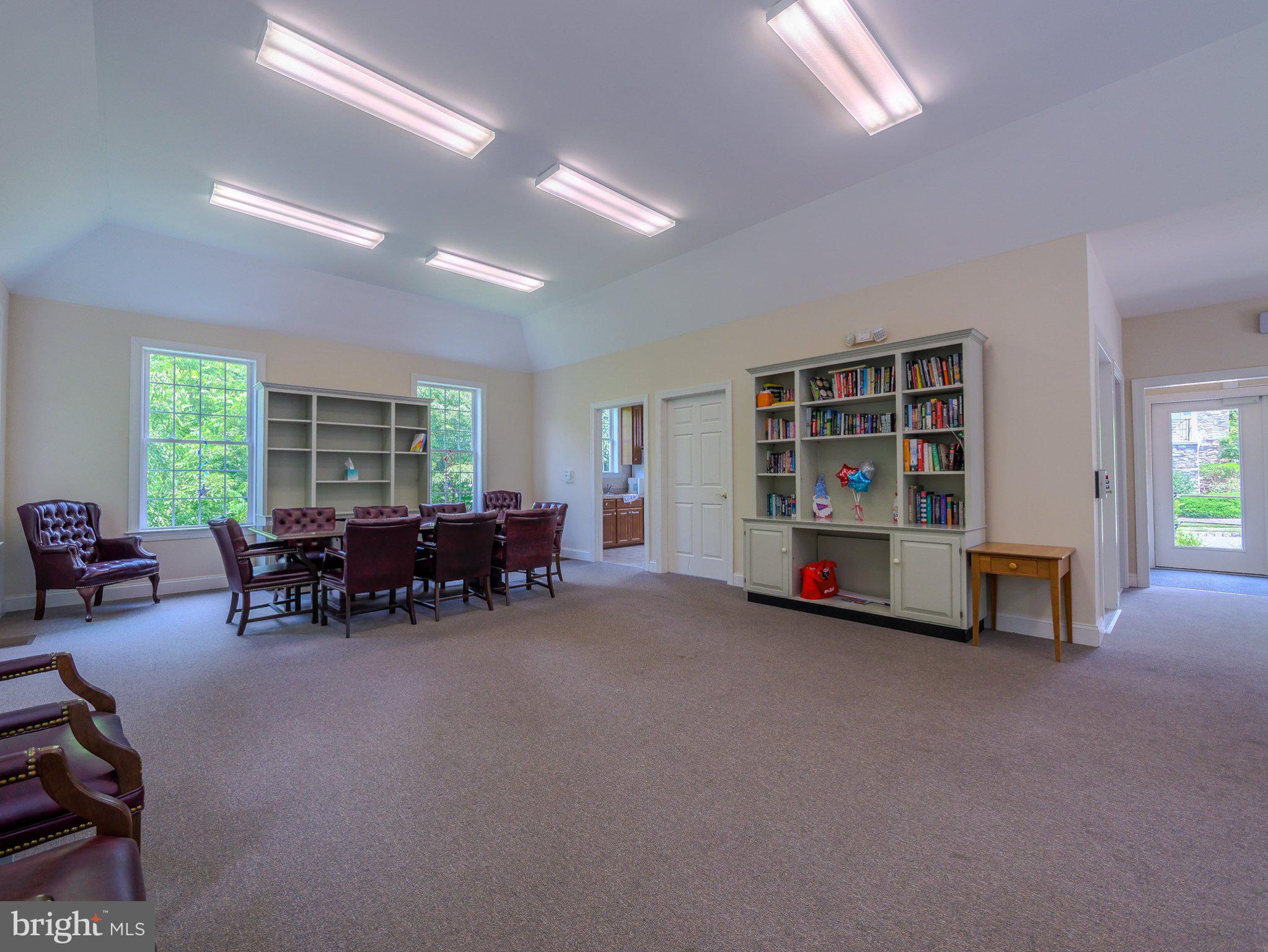 THE HOLLOW AT FOX VA - Residential